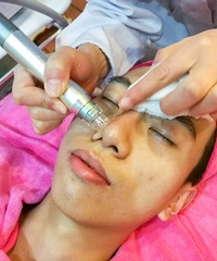 ҲϺͷ̫࣬Сݣɾ˸˧