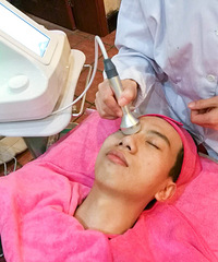 ҲϺͷ̫࣬Сݣɾ˸˧