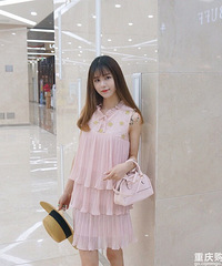 你们到了30岁还会穿这种少女系粉粉的衣服吗?