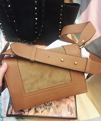 连续买了两个BOP的包包了,控制不住自己,好看又不贵