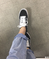 穿Vans帆布鞋磨脚,我是一个人吗?