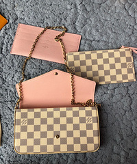 三月败品,好不容易等来的老花三合一和传说中的颈纹霜