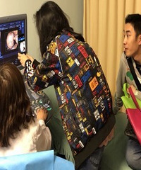 初次见面啥心情?这位男家属