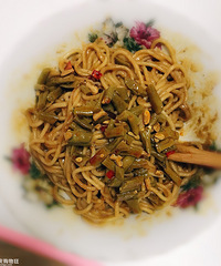 ֲݺóԵȸ棬Ǻеļˮ棬Q