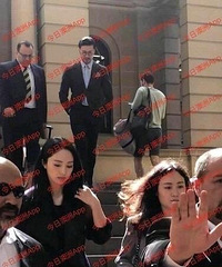 董璇出席高云翔案庭审,一脸心事