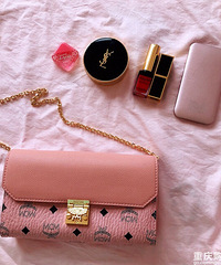 包包里面有什么?都来晒一晒!2018年第一次翻包活动啊