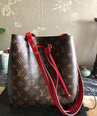 新入lv水桶包,一个小时将它接回家