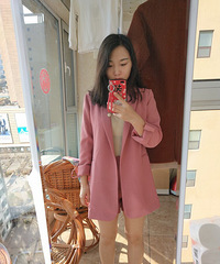天气好晒晒今天的穿搭,适合矮个子的粉色西装套装【今天穿什么】