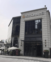 ȥ��һ�˳��λ㣬������¥�̰�������һȦ