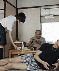 42岁老男人,啃老又啃小