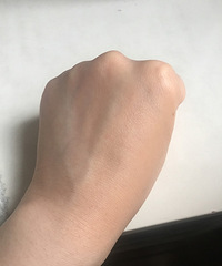 ����۵�Һɫ�ŵĺ�����Ǳ�ɡ�С���ˡ��������Ȼɫ��̫��Ȼ