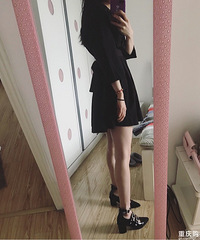 ���ݳĵ��˺������ʵ�С��ȹ�����촩ʲô��