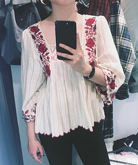 ZARA���С����������������ԸУ������¼������ġ�