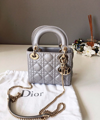 用过lady dior包的进来!dior戴妃包买3格还是5格