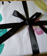 ��Ĵ����ļ��׻�ɫƯ����װ����