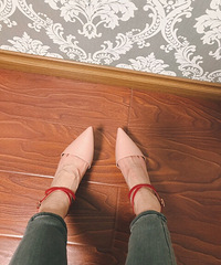 ���Ǵ�СCK��Ь��Ĳ�ĥ���𣿴��˰����ֱ�����ˣ�ȫ��ˮ�ݣ�