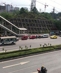 ������������е�ƫŶ������ȥ����һȦ����