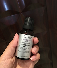 自从用了这个牌子的护肤品,皮肤没有再过敏,还得到了一定改善