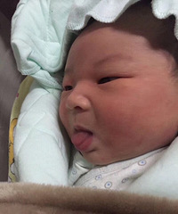 从生下来丑到我哭,到现在,小宝宝给我好大的惊喜【骗你生女儿】