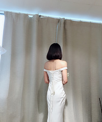 �ҵ�һ��С���µĻ�ɴ�꣬ÿ����ɴ������ͷ�ã�����ʵ��̫������