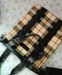 LVͱ߻˿ά޻BUBBERYأ