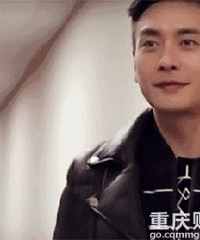 黄宗泽威力98K的撩人眼神