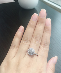 �Ե�һ�����Ľ�ָ���㿴�ó�����ö������ʯֻ��40����