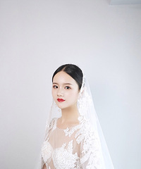 �����ǻ�ױʦ�������ѵ�һ�죬��ױ��������ϵŷ������ױҲ�ǳ���