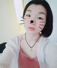 94年离异妹子征婚,外贸专员,希望对方懂得心疼人