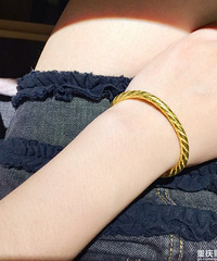 ��Ҳɹɹ�ҵĻƽ���Ʒ���⼸������˲��࣬������ֵ�߼۸�ã�