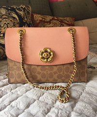 ����һ�������İ���������ͷ�ã��۸񶼲���