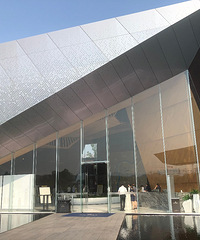 ��̽�����ź�Ҽ�ţ�190ƽ������䣬��˵�е�4.0����������