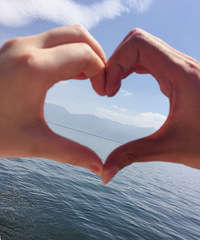 �ո�δ����ȥ����������Σ�һ��С��һ���߹���8��