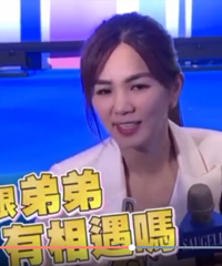 Ella开车速度真的追不上…