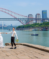 �������ĵ��ھ��պ��ɣ����߳��⾰����һȺ�Թ�Ⱥ��Ҳ���е㺦��