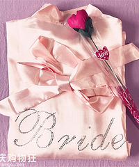 ����������ɹ����ı���С�ﹺ�ﳵ���ܹܴ���һ������