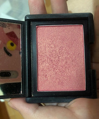 ��Щ�㶼�����õ�ƽ�۲�ױ���������ǣ�ÿ���»�ױ����ʡ�ܶ�Ǯ