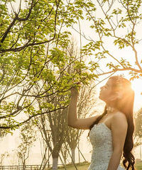相亲认识的我们一起步入了婚礼的殿堂,高冷范儿的婚纱照好惊艳