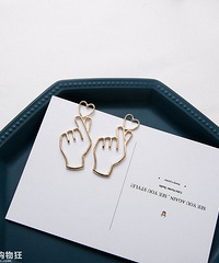 ������Ʒ����ֱ��Ů���ĵڶ����·�