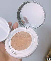 ������һ���ܹ���ë�׺��԰׵����棬���ҷ��ʳ�ϸ��