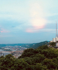 另一个城市,了解一下,很多地方太像重庆了