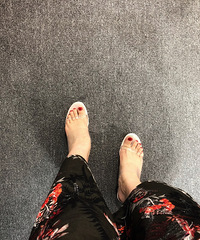 今年大热的pvc透明凉鞋,不拥有一双对不起这个夏天啊!