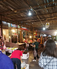 味道很棒的丰都麻辣鸡块摊摊小店,卖了很多年,肉质很筋道