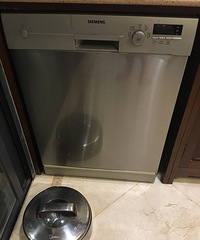 ɶҪƱȶȣϴҼҵĺڰ