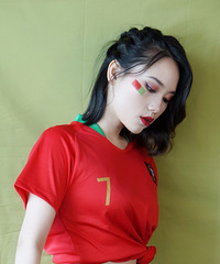 世界杯期间不来学一个“足球宝贝妆”?周末去看球很拉风