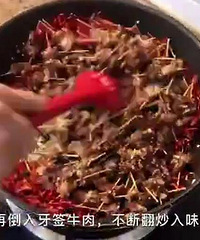 快手菜谱:夏天最受欢迎的下酒菜“牙签牛肉”来了 ,学起!