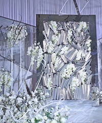 �������Ƶ겼��һ���ر�Ļ�������ɫ�����ֳ������ֳ�����