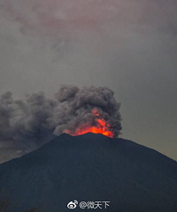 巴厘岛火山爆发,多个航班取消