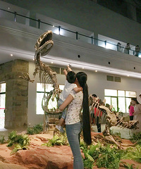 ܲСǺݵָֻţҺ޶ͷҪ