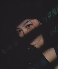 ��γ�����2����ȫ��ͬ�ķ��~ŷ����andС��Ů��